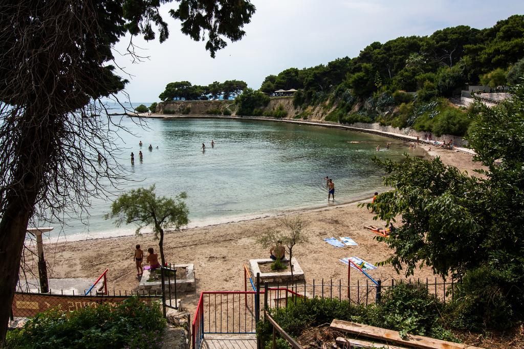 Apartments Beautiful Sandy Beach Split Habitación foto